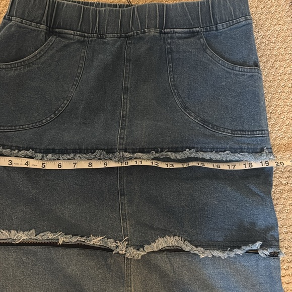 A rare bird mini/maxi jean skirt - Picture 13 of 14